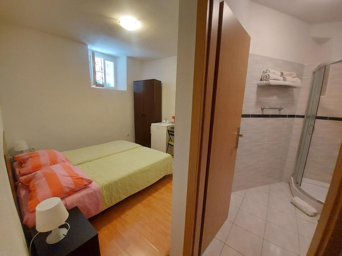 Guesthouse Boris Labin  Exterior photo