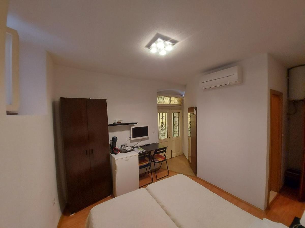 Guesthouse Boris Labin  Exterior photo